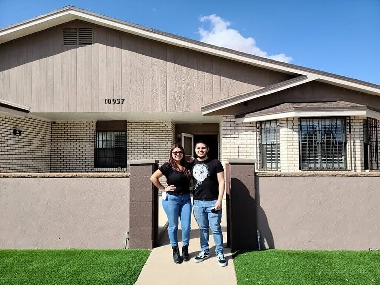 Client closing photo 26